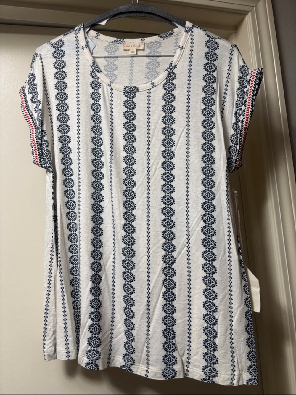 Hem & Thread soft summer top brand new 
J